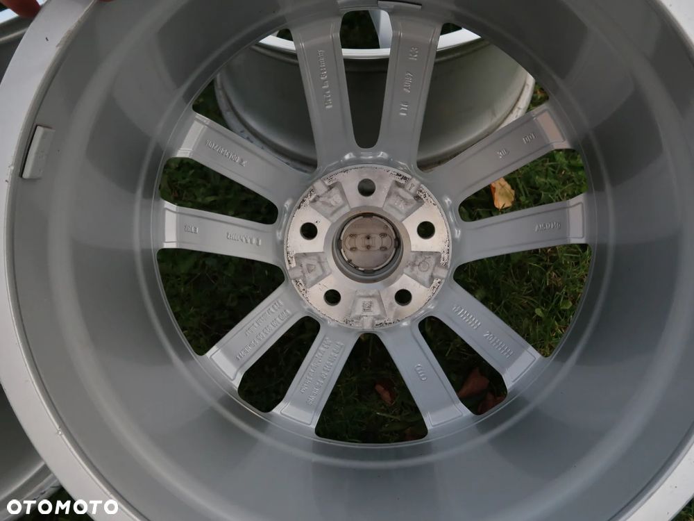 Felgi Aluminiowe Audi A5 A4 Q5 SQ5 A6 19'' Oryginalne Jak Nowe 8w0 - 9