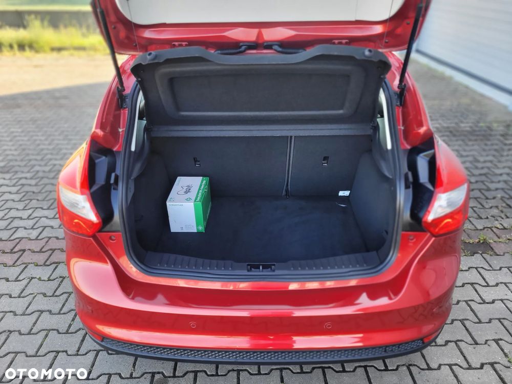 Ford Focus - 33
