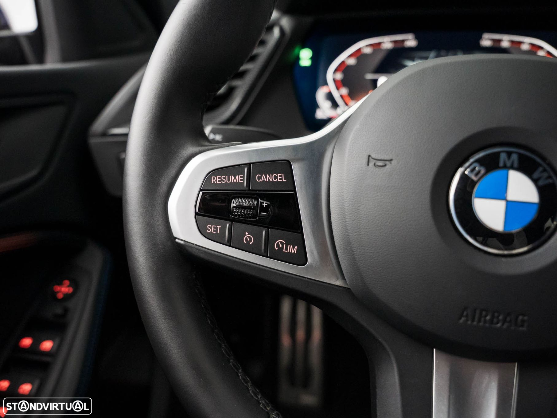 BMW 116 d Pack Desportivo M Auto - 21