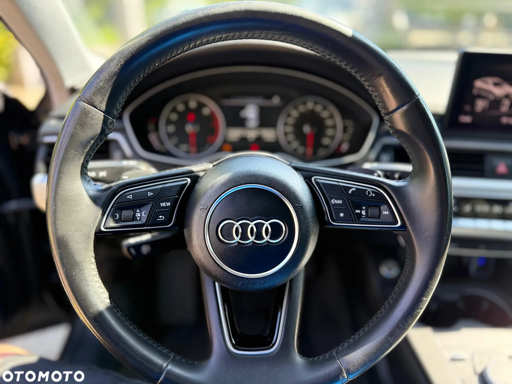 Audi A4 2.0 TFSI S tronic - 21
