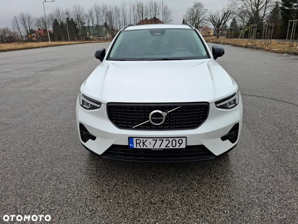 Volvo XC 40 B5 AWD Ultimate Dark - 8