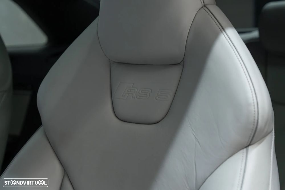 Audi RS5 S tronic - 28