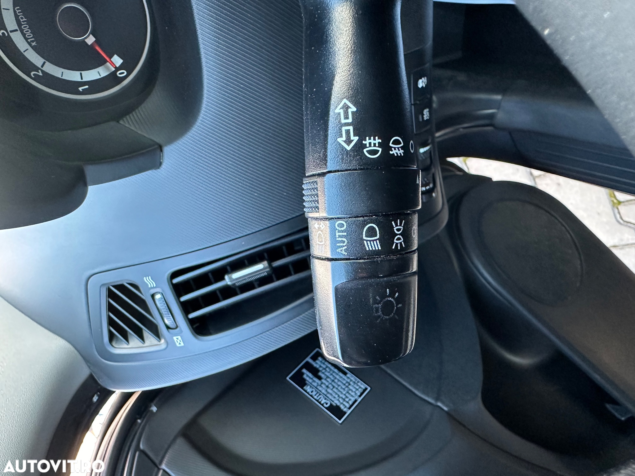Kia Ceed 1.6 CRDi 90 ISG Vision - 29