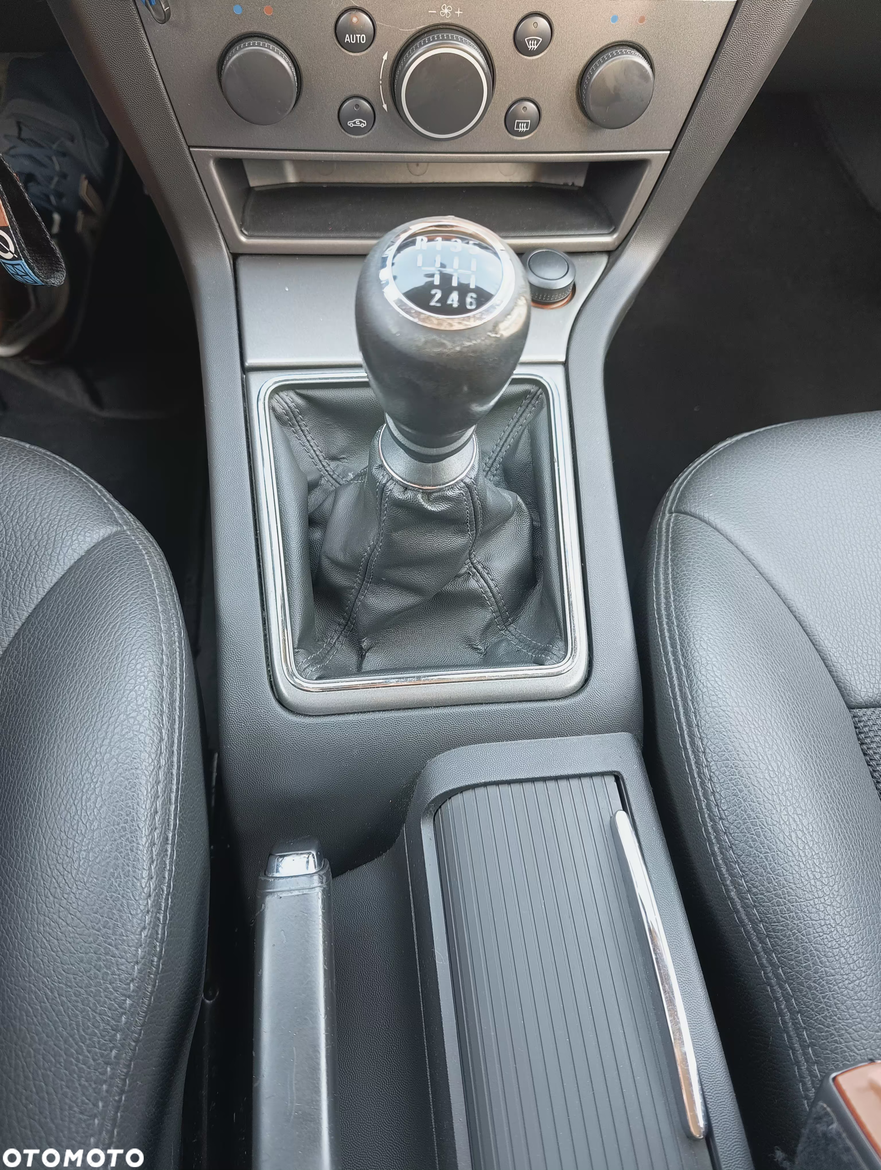 Opel Vectra 1.9 CDTI - 18