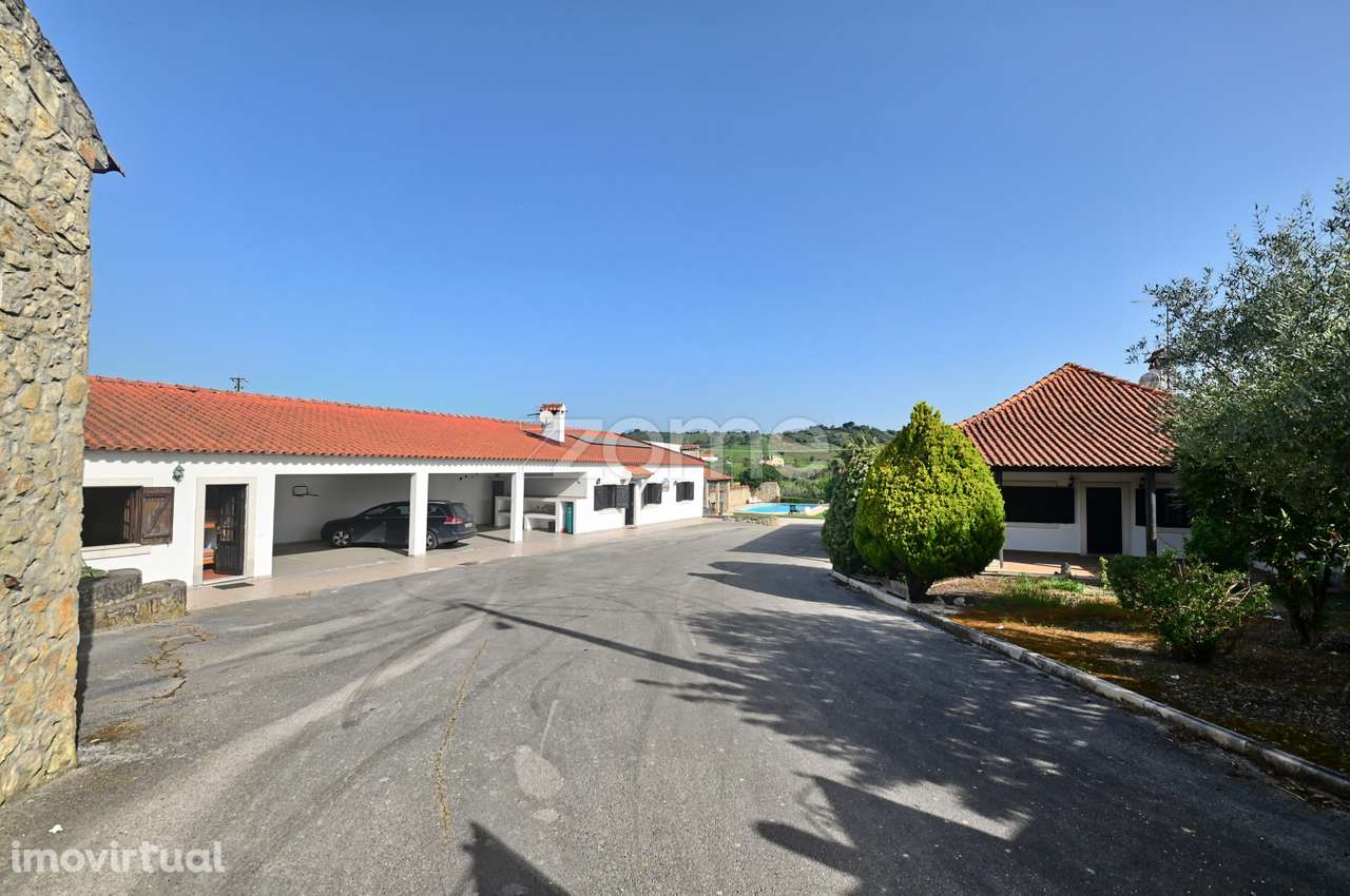 Quinta com grande potencial na R da Ribeira, Maçussa, Azambuja/Cart... - Grande imagem: 3/56