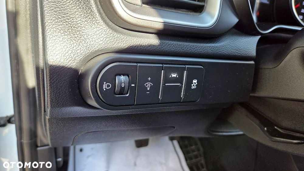 Kia Ceed 1.4 M - 24