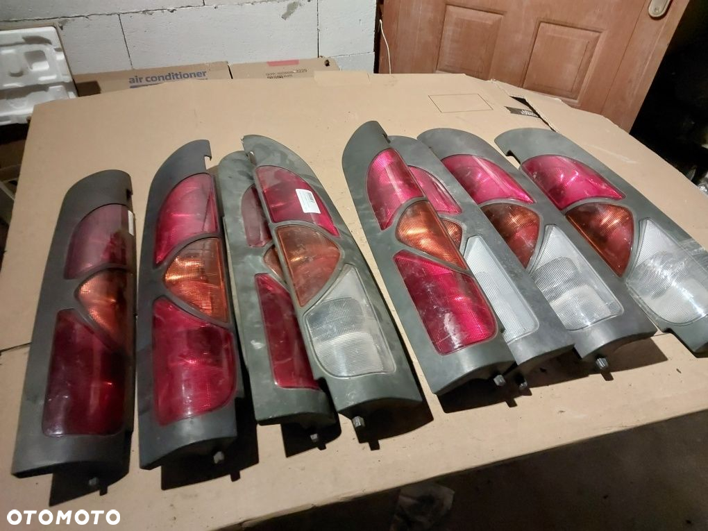 Tylna prawa lewa lampa tył renault kango Kangoo I 1 - 7