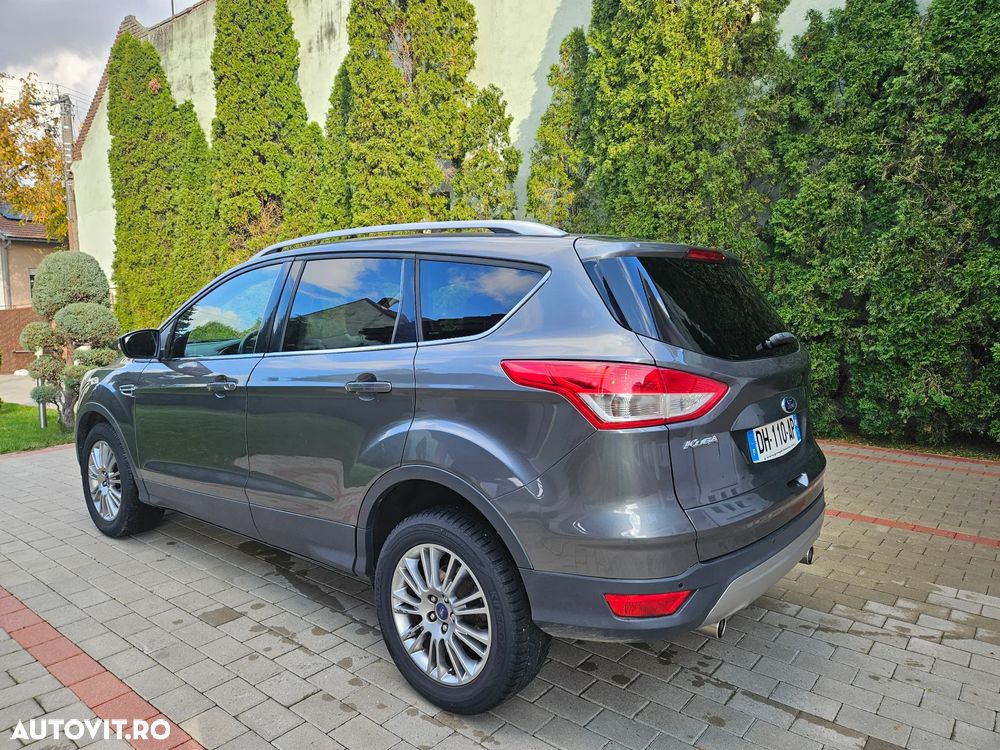 Ford Kuga 2.0 TDCi 4x4 Aut. Champions Edition - 3