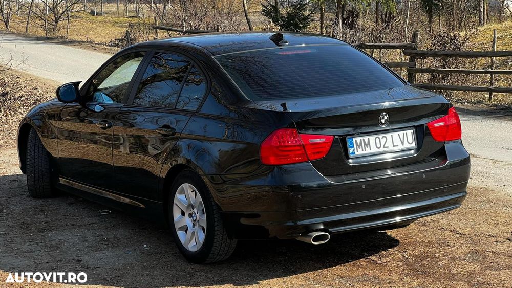 BMW Seria 3 318d - 7