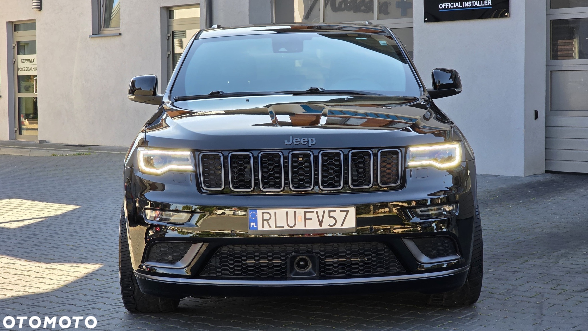 Jeep Grand Cherokee 5.7 V8 HEMI 4WD Automatik Summit - 2