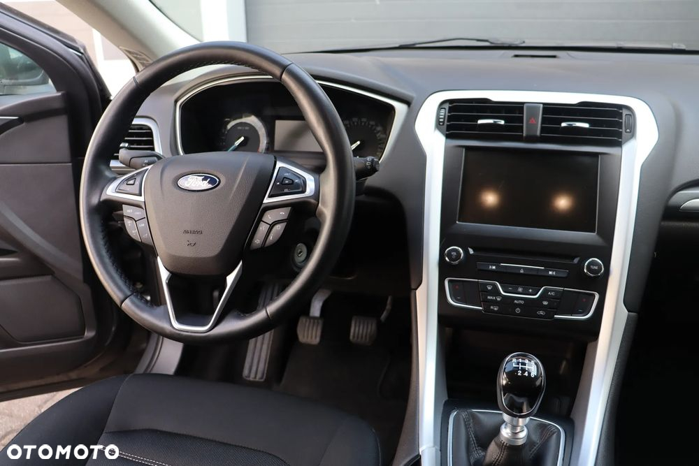 Ford Mondeo 1.5 EcoBoost Trend - 18