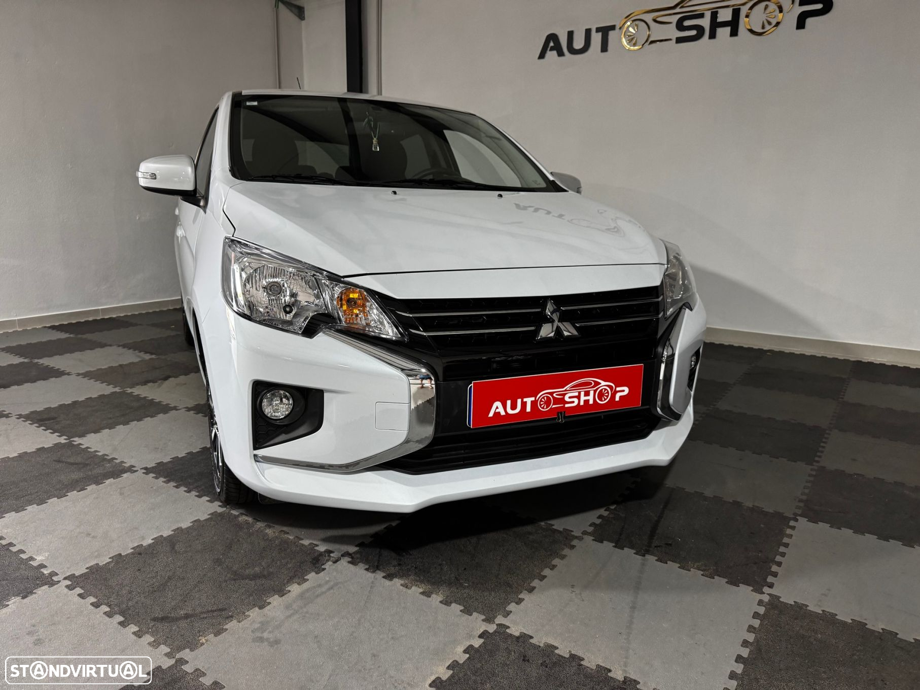 Mitsubishi Space Star 1.2 Intense Connect Edition - 9