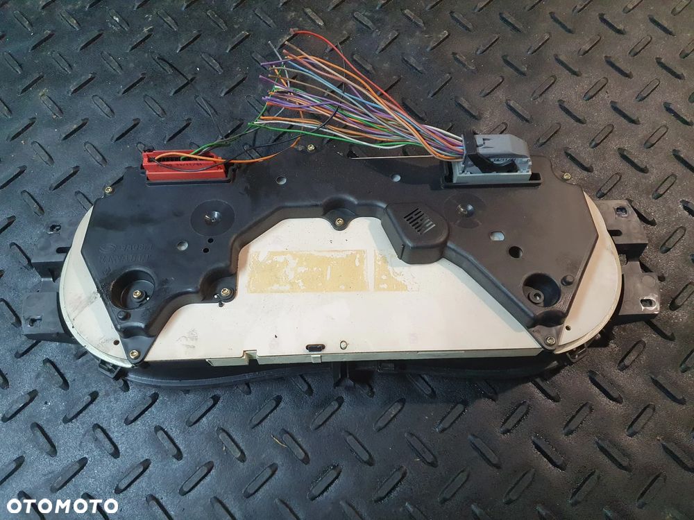 LICZNIK ZEGARY RENAULT MASTER II 2.2 DCI 2.5 DCI EUROPA P8200083044B - 2