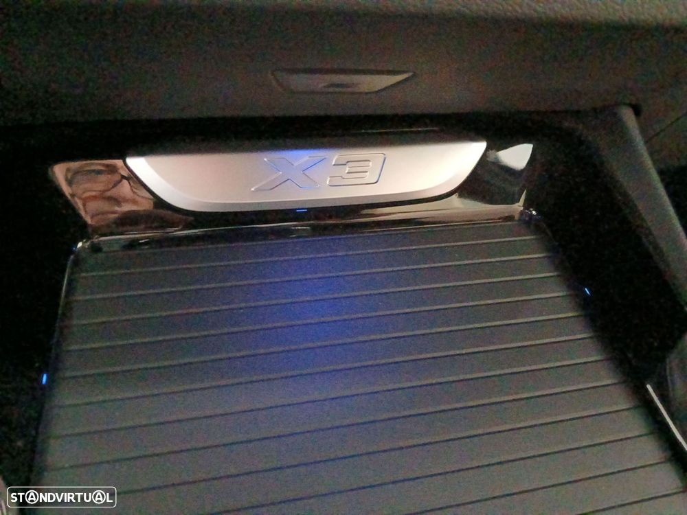 BMW X3 30 e xDrive Pack M - 27