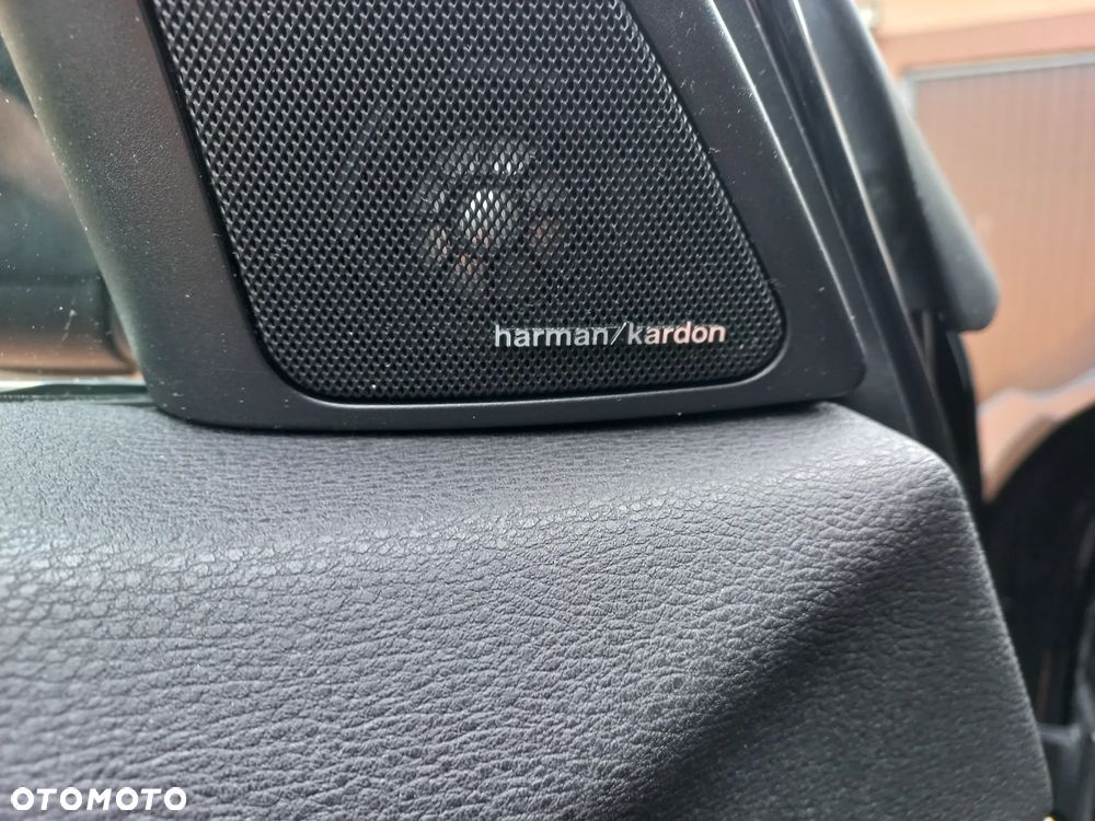 BMW X1 xDrive23d - 11