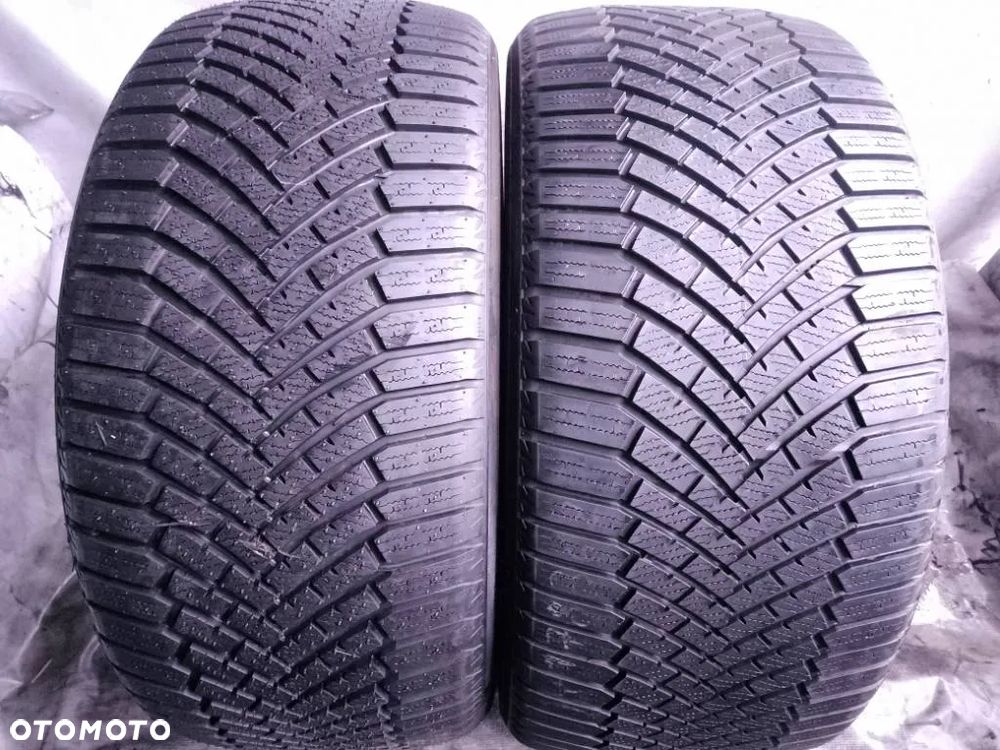 Yokohama Bluearth Winter V906 295/40 R21 111V 2021 2022 7.5-8mm - 1