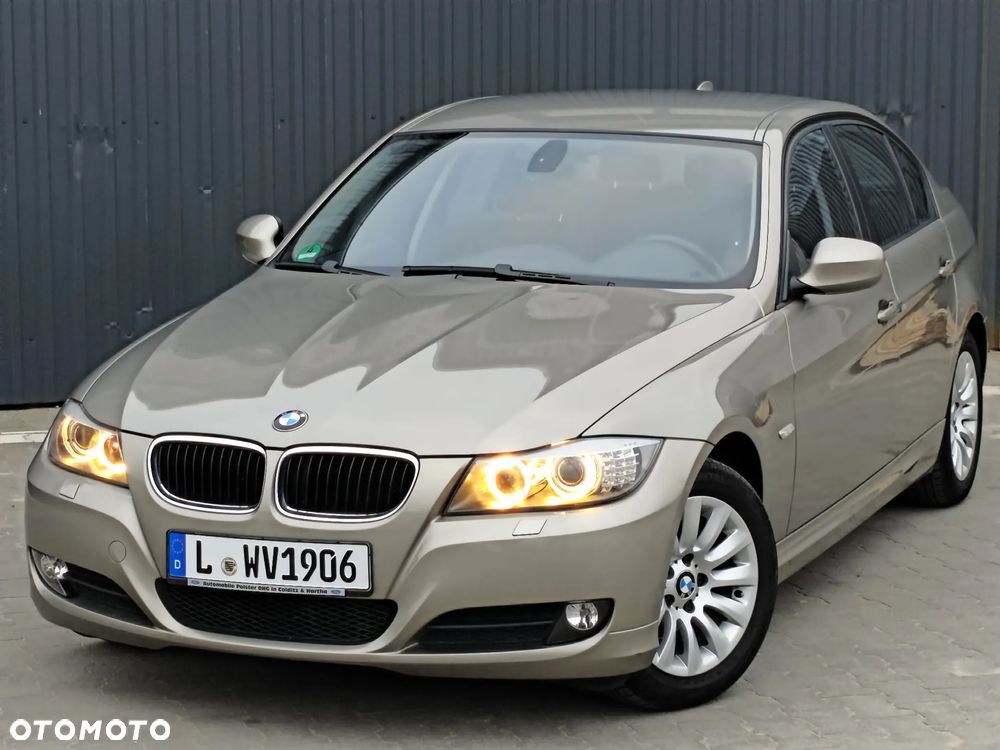 BMW Seria 3 318i Edition Exclusive - 2