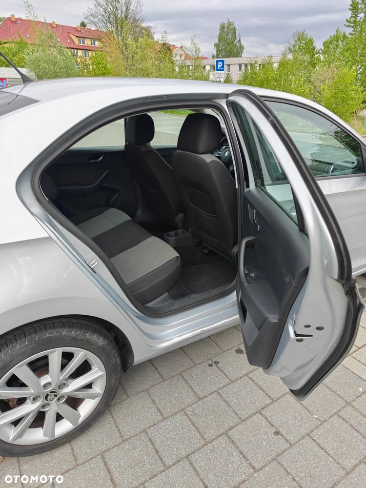 Skoda RAPID 1.2 TSI Elegance - 6