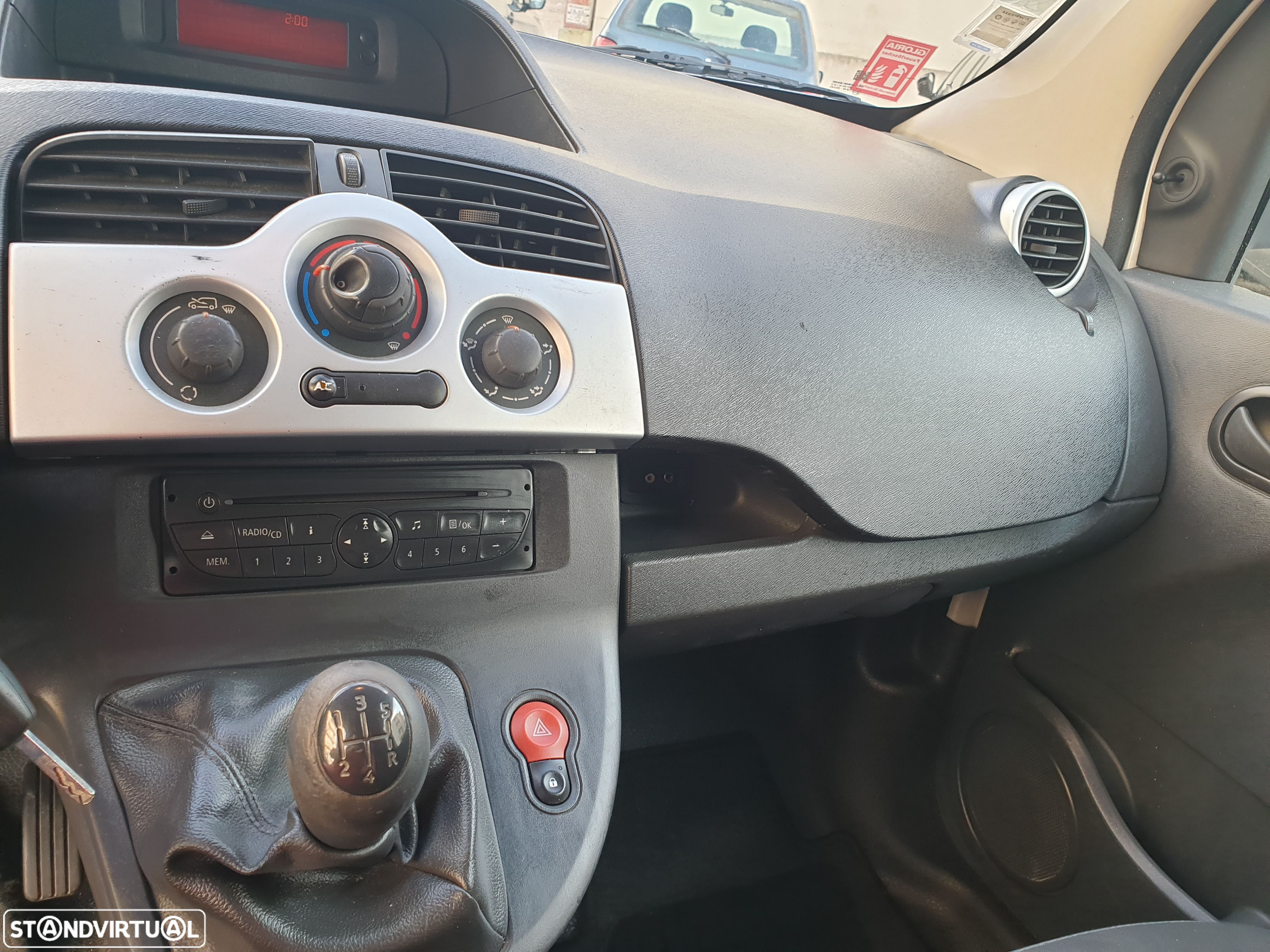 Renault kangoo 1.5DCI  A/C - 17