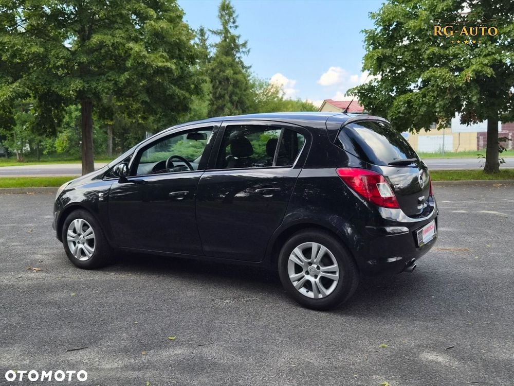 Opel Corsa - 11