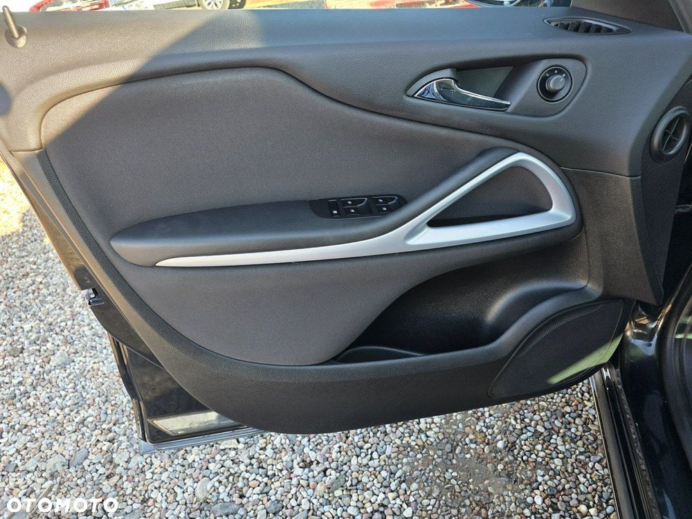 Opel Zafira - 12