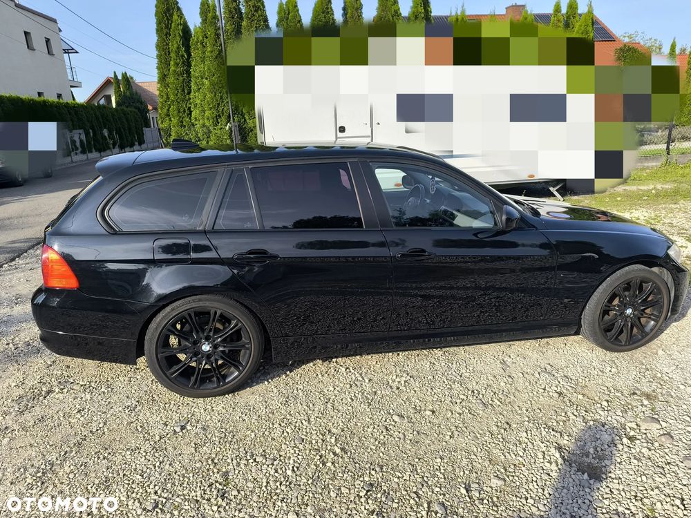 BMW Seria 3 320d - 12