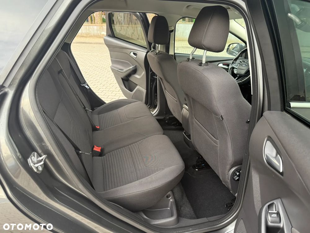 Ford Focus 1.5 EcoBlue Start-Stopp-System TITANIUM - 27