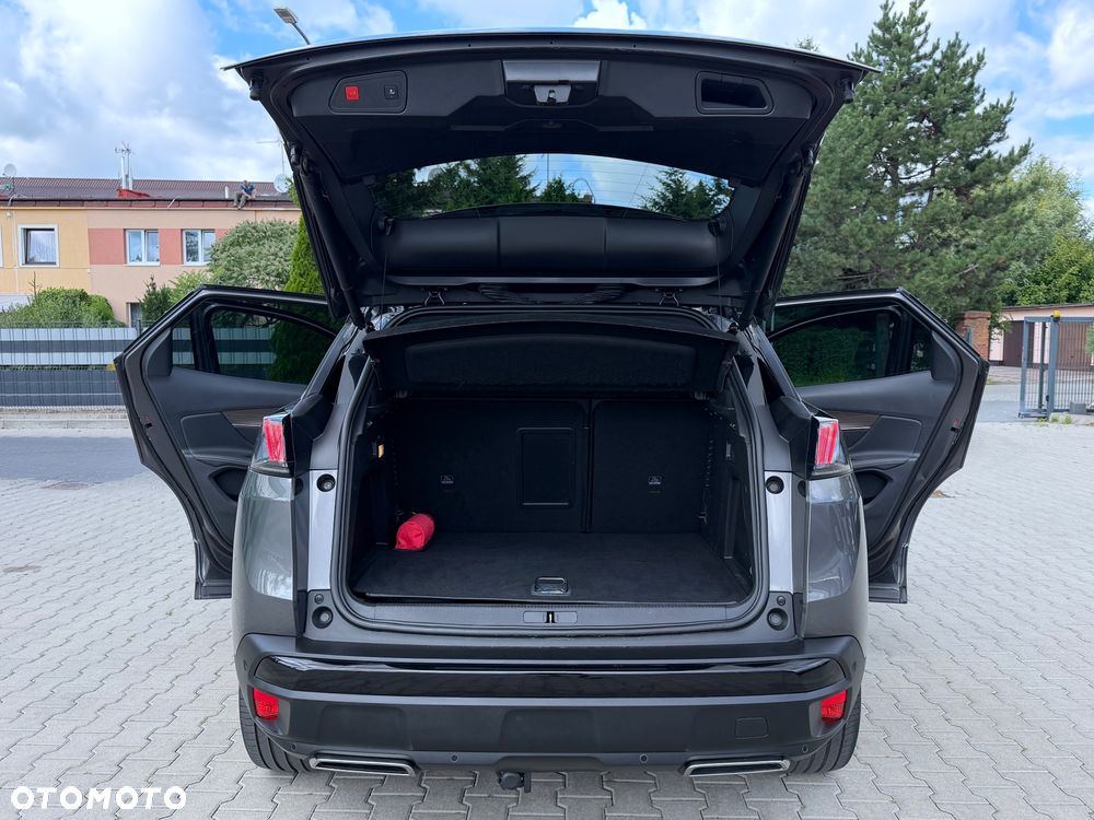 Peugeot 3008 225 e-EAT8 GT - 17