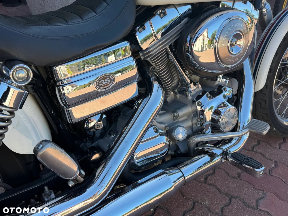 Harley-Davidson Dyna - 16