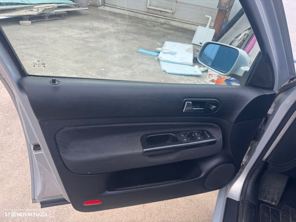 VW Golf 1.4i Conceptline - 5