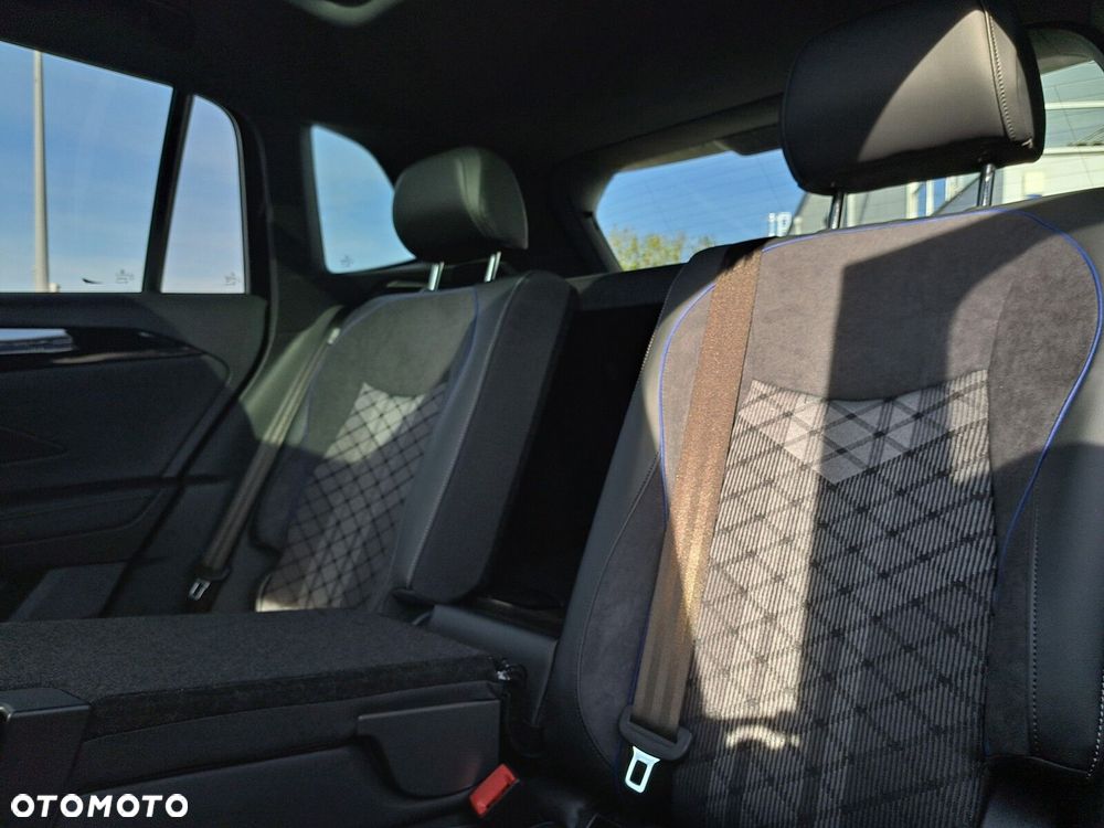 Volkswagen Tiguan 1.5 eTSI R-Line Plus DSG - 35