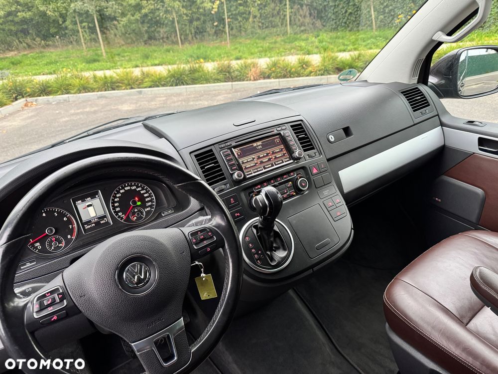 Volkswagen Multivan 2.0 TSI L1 Highline 4Motion DSG - 24
