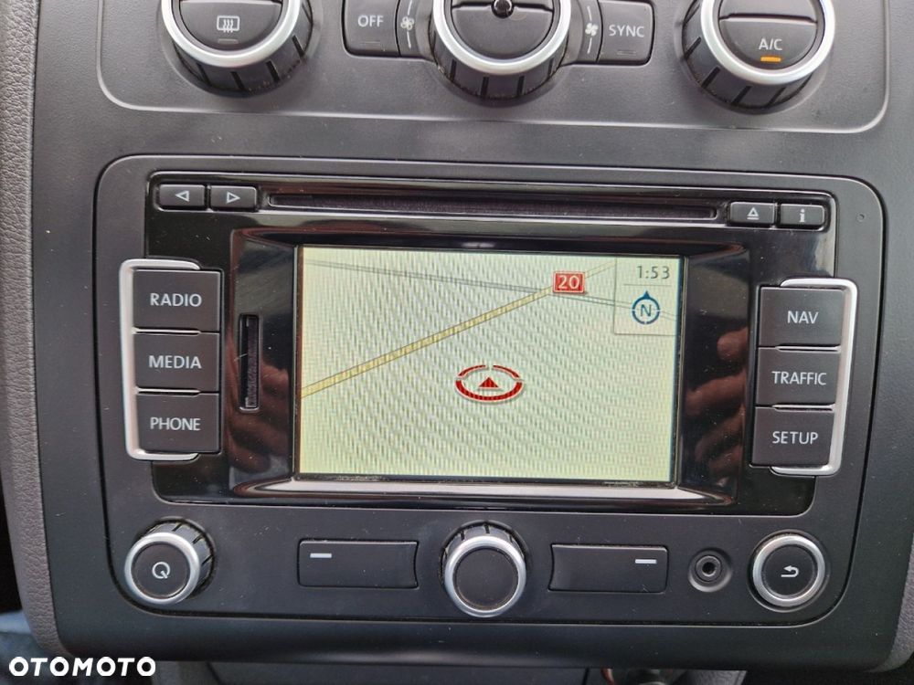 Volkswagen Touran 2.0 TDI DPF DSG Life - 15