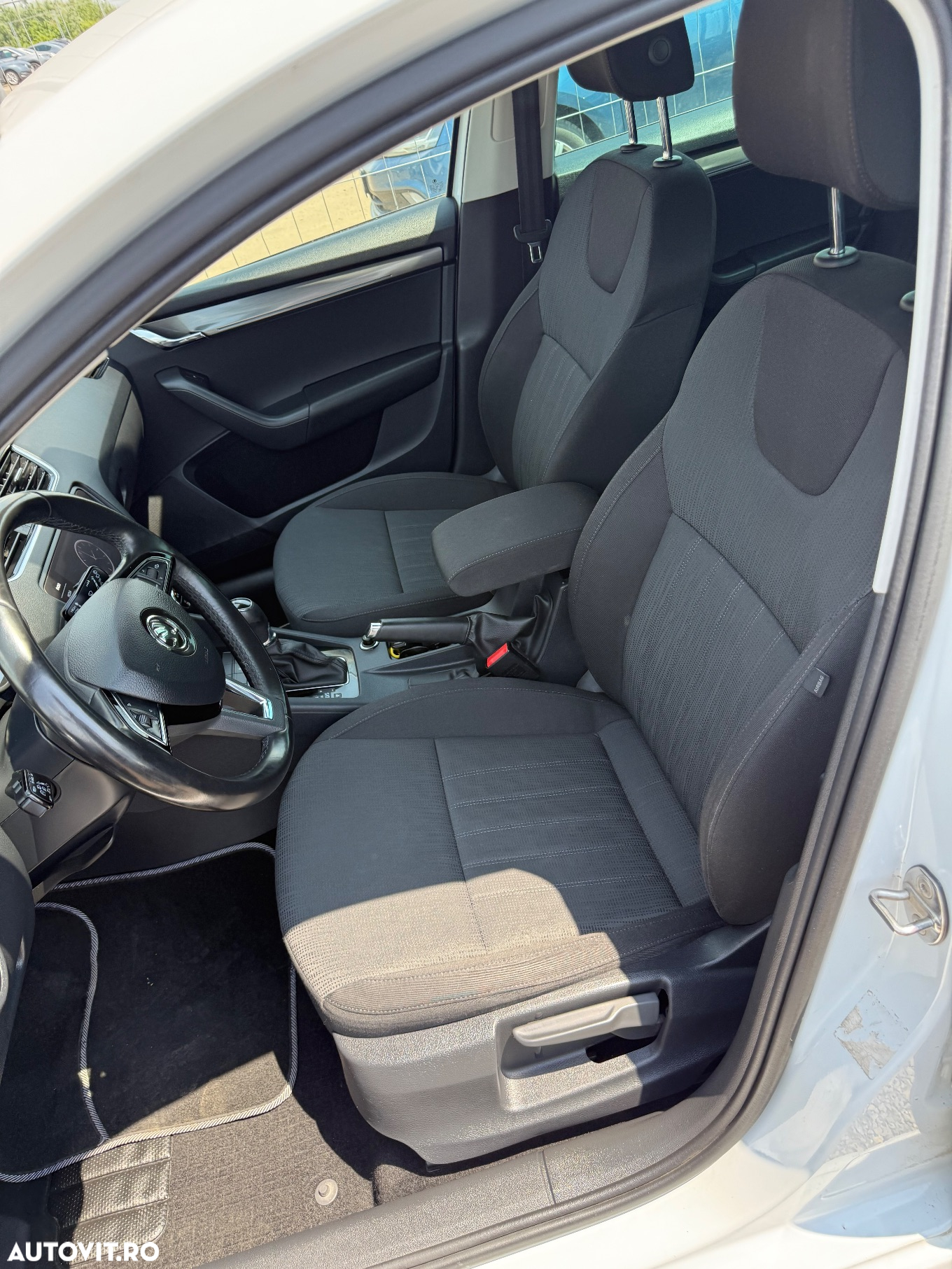 Skoda Octavia Combi 2.0 TDI DSG Style - 7