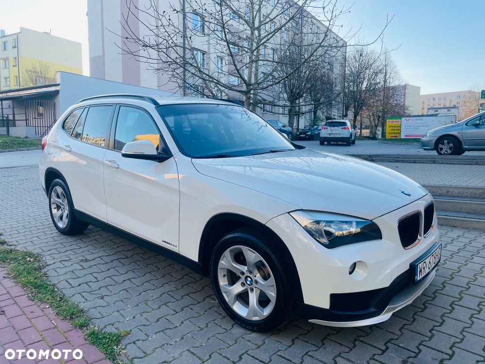 BMW X1 xDrive18d xLine - 4