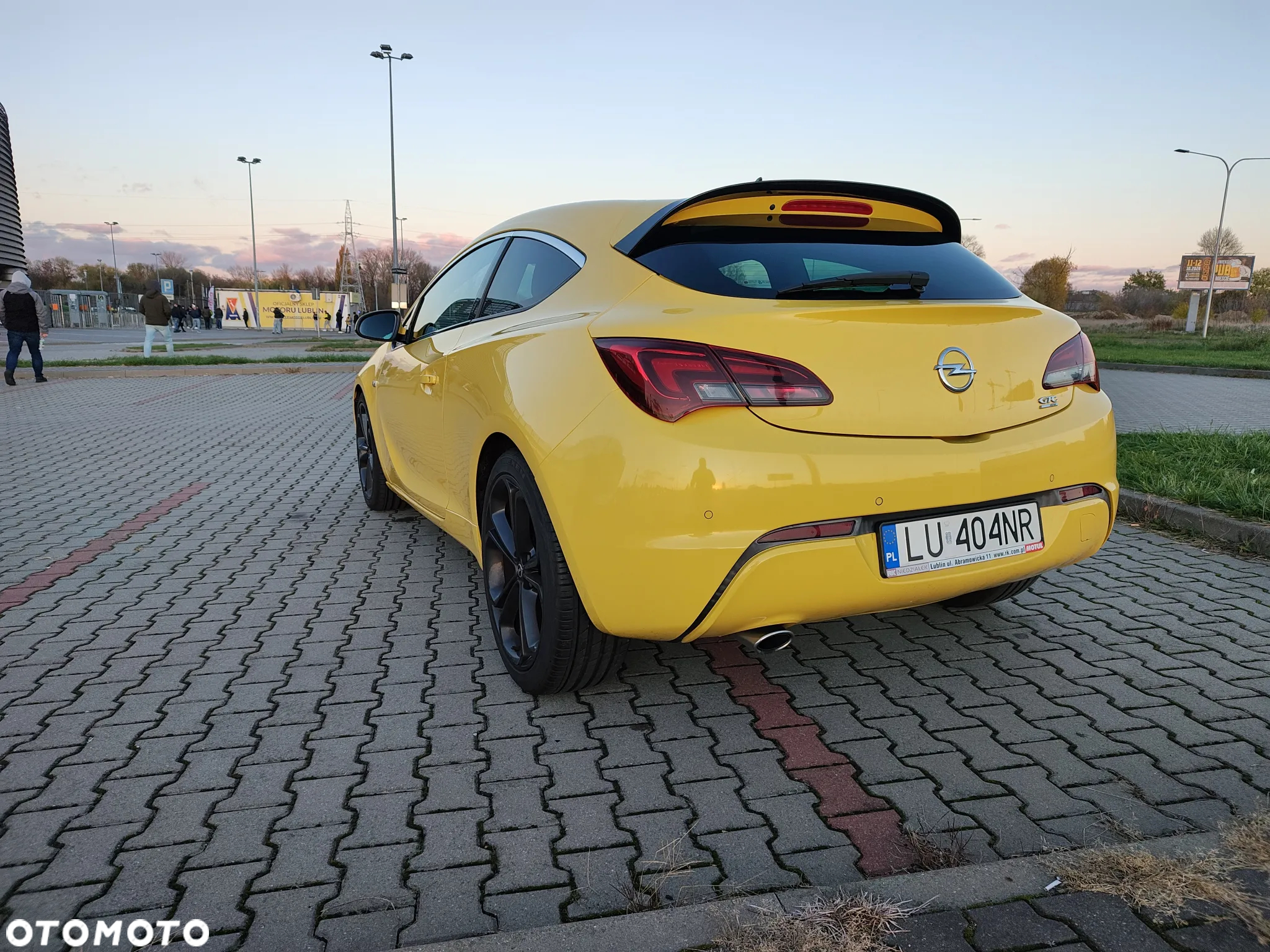 Opel Astra IV GTC 2.0 CDTI Sport - 6