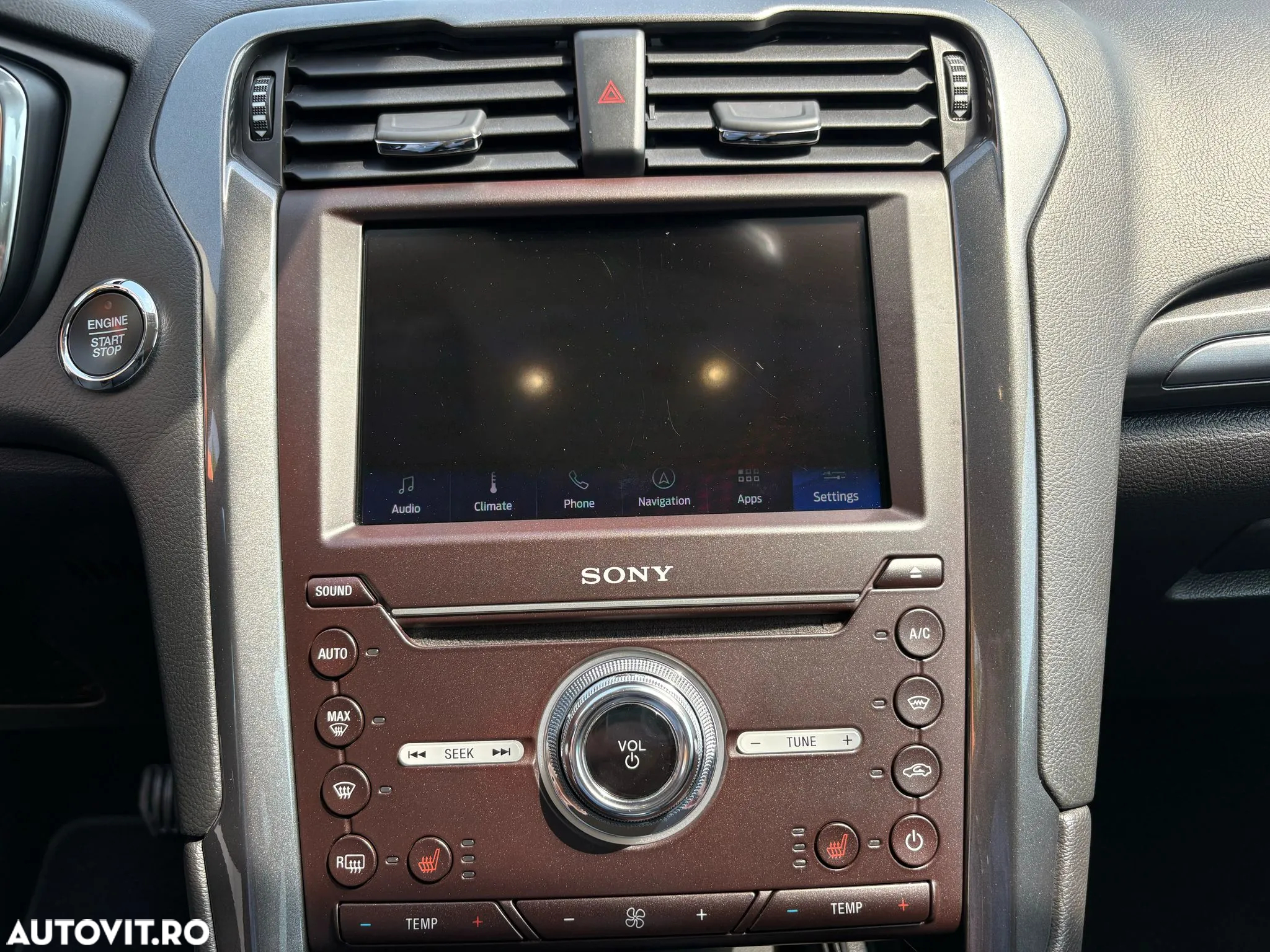 Ford Mondeo 2.0 HEV Trend - 11