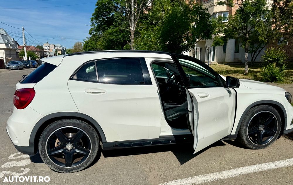 Mercedes-Benz GLA 200 (CDI) d 4Matic 7G-DCT AMG Line - 10