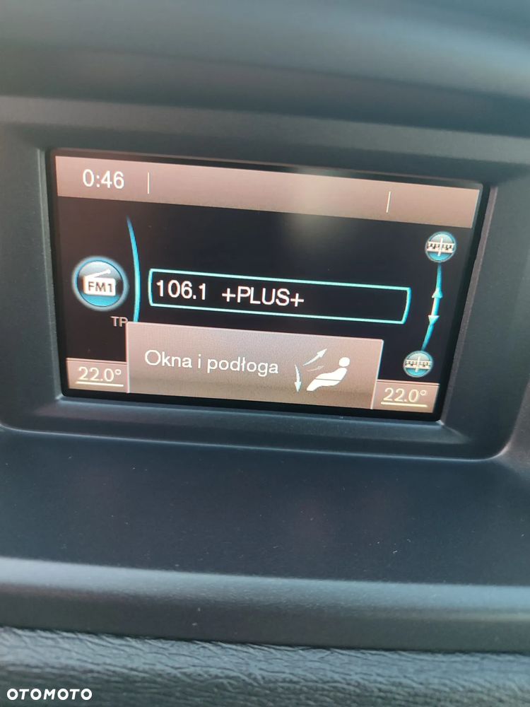 Volvo V40 D2 Momentum - 22