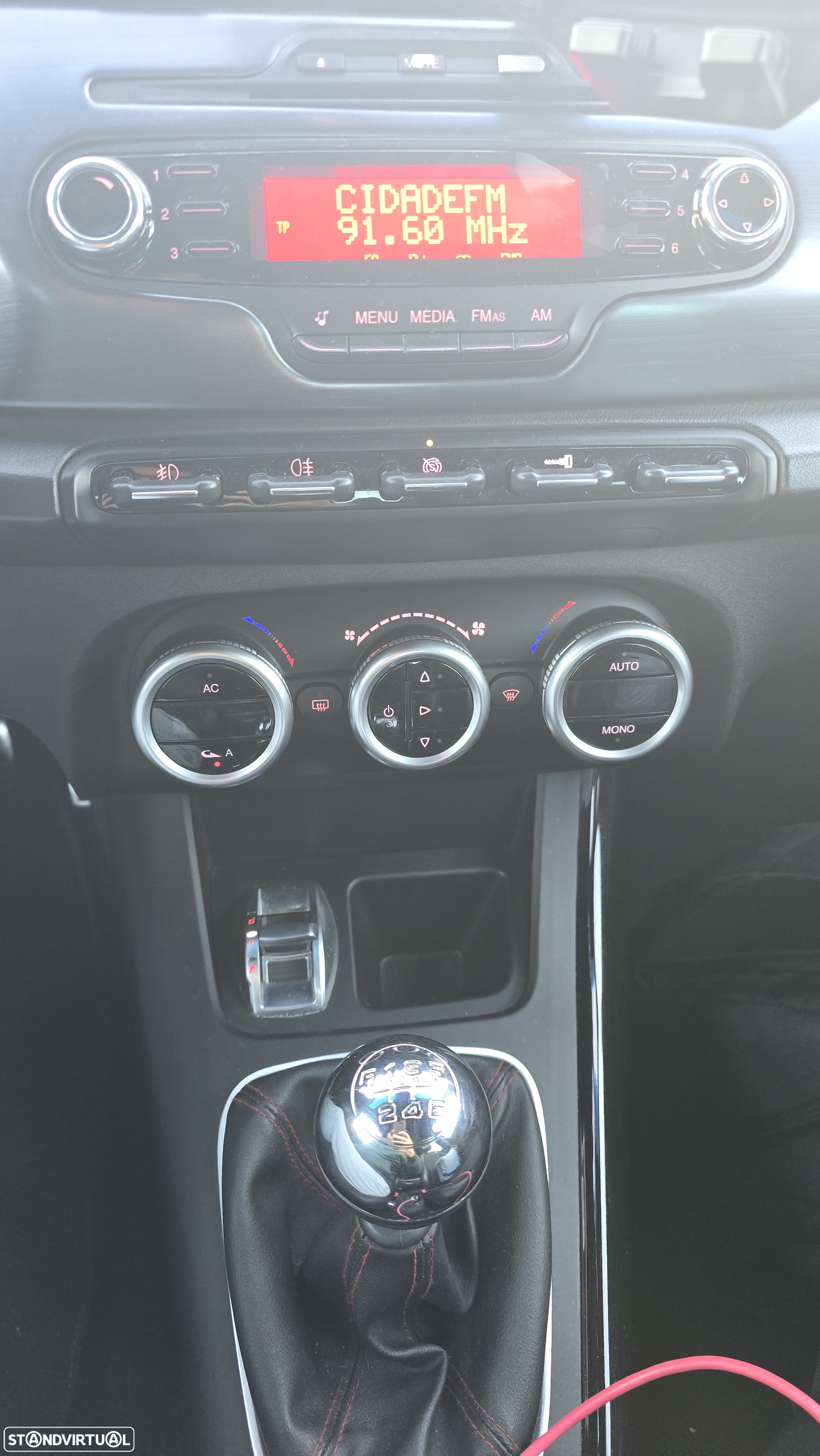 Alfa Romeo Giulietta 1.6 JTDm Distinctive - 12