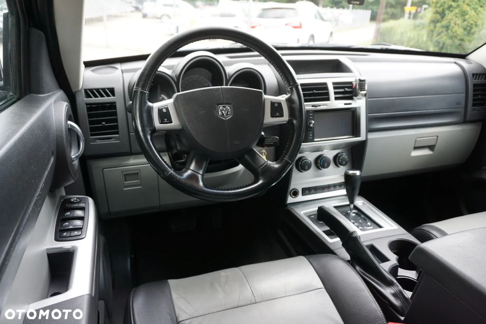 Dodge Nitro 2.8 CRD DPF Automatik R/T - 11