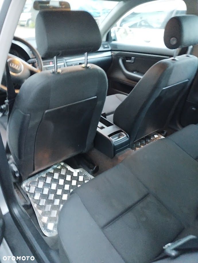 Audi A4 Avant 1.9 TDI - 13