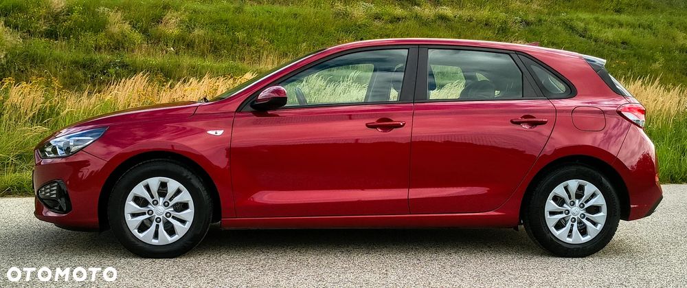 Hyundai i30 1.5 DPI Classic + - 3