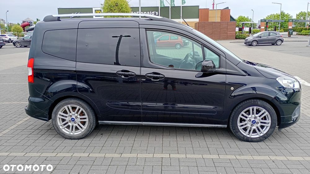 Ford Tourneo Courier 1.0 EcoBoost Titanium - 3