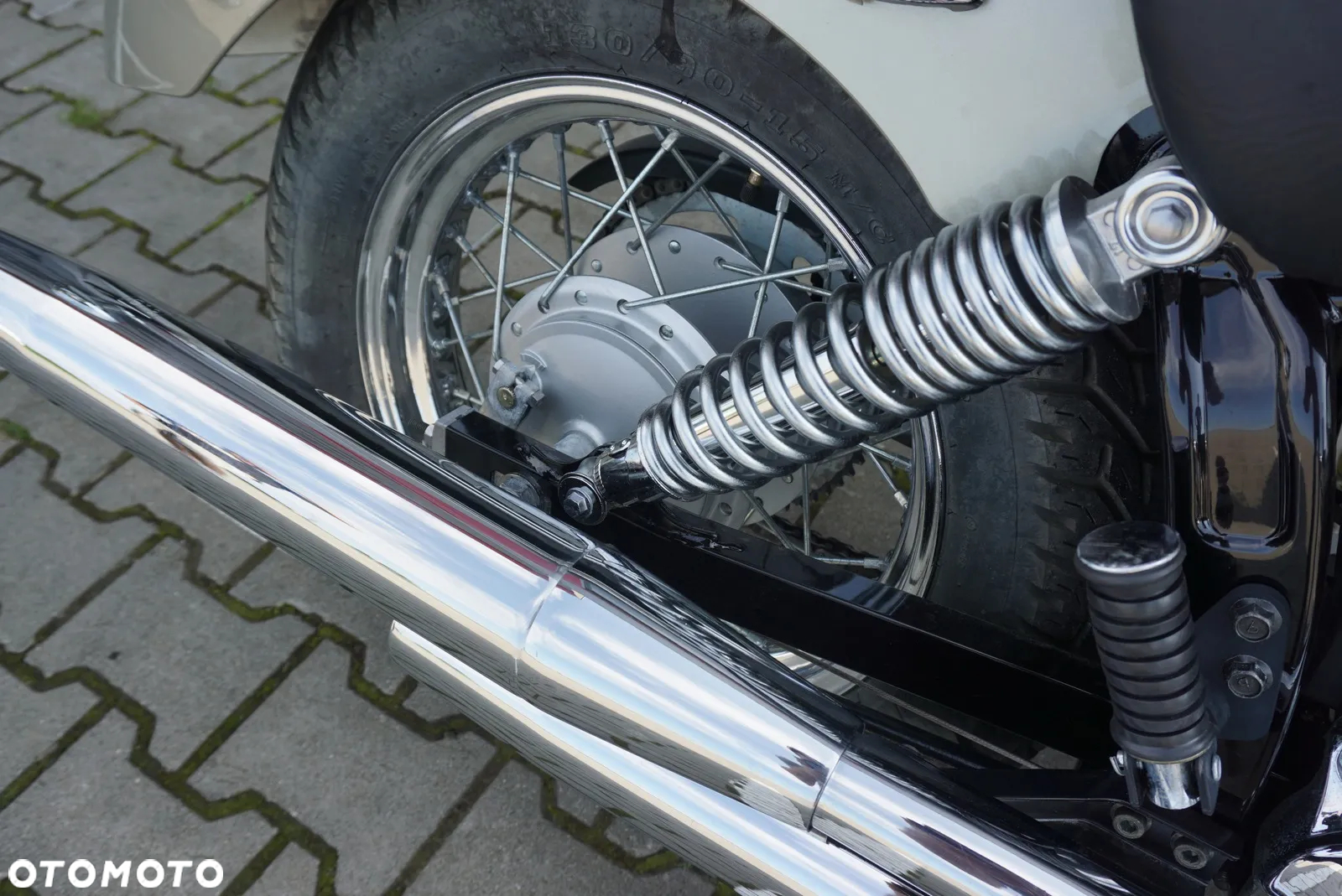 Yamaha XVS - 10