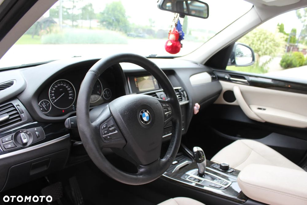 BMW X3 xDrive20d Luxury Line - 17