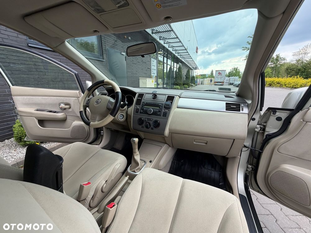 Nissan Tiida 1.6 Visia AC/CD - 17