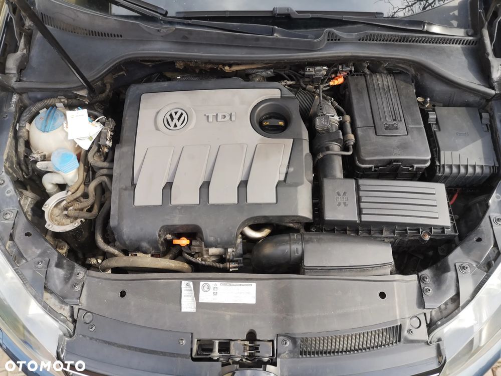 Volkswagen Golf 1.6 TDI DPF Highline - 2