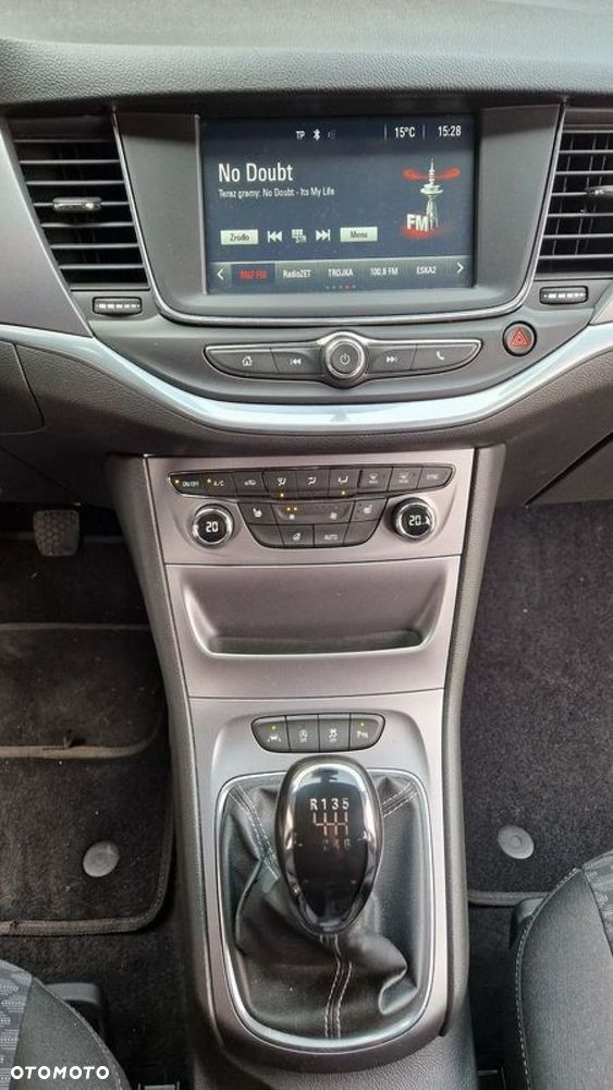 Opel Astra 1.4 Turbo Edition - 29