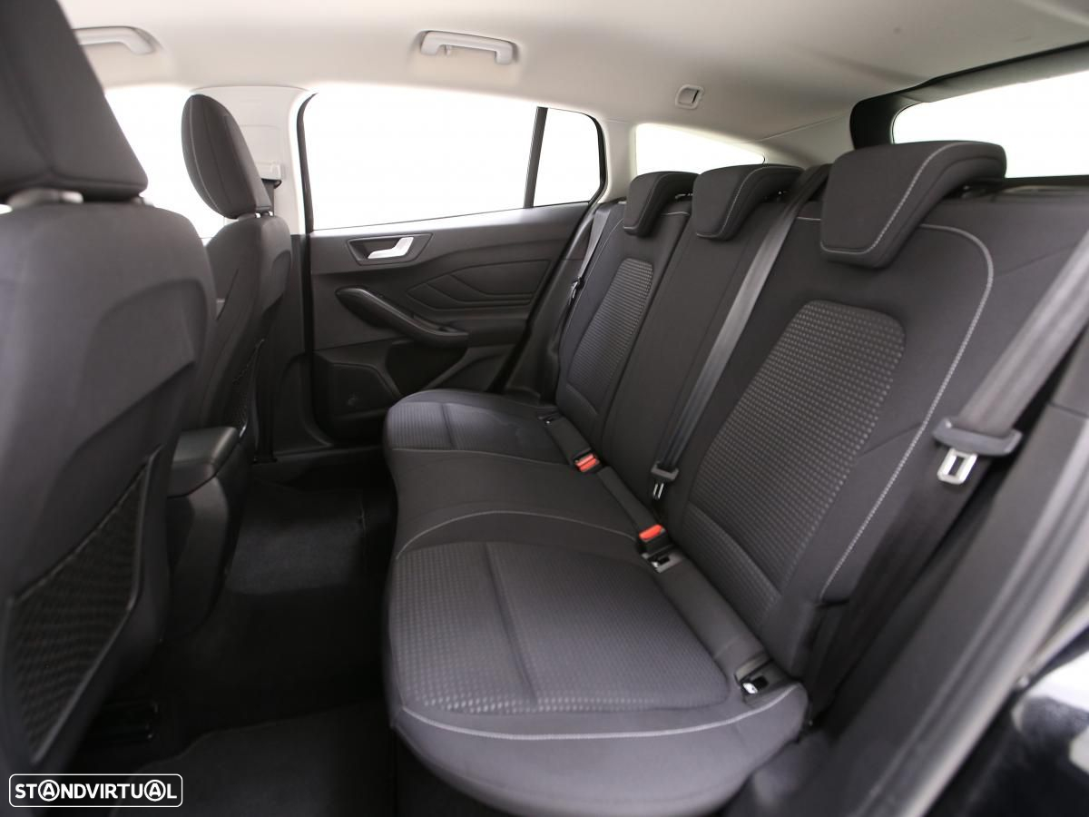 Ford Focus SW 1.5 TDCi EcoBlue Titanium - 11